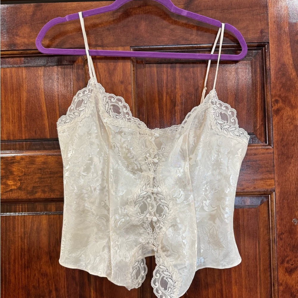 EUC Victoria’s Secret Gold Label Elegant Cream Lace Camisole Vintage